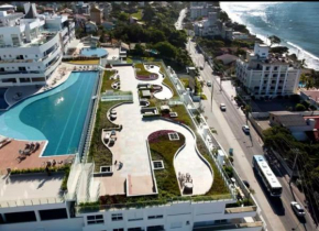 Ingleses Mirante Home Club mar piscinas e muito mais